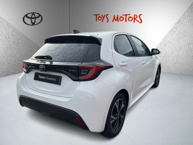 TOYOTA Yaris 116h Design  