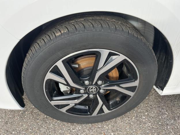 TOYOTA Yaris 116h Design  