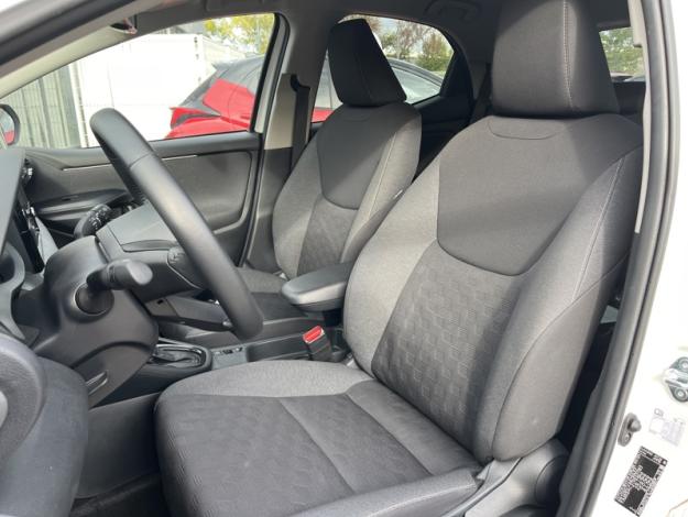 TOYOTA Yaris 116h Design  