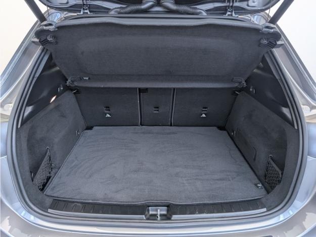 MERCEDES-BENZ GLA 200 d AMG Line  