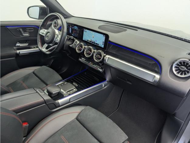 MERCEDES-BENZ GLB 200 d AMG Line  