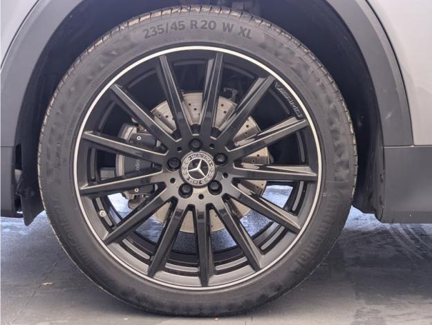 MERCEDES-BENZ GLB 200 d AMG Line  