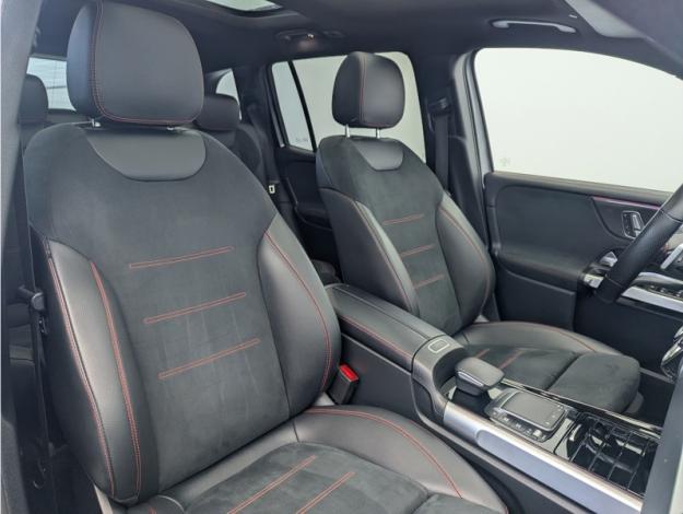 MERCEDES-BENZ GLB 200 d AMG Line  
