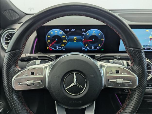 MERCEDES-BENZ GLB 200 d AMG Line  