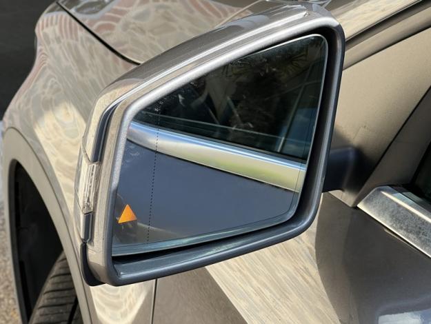MERCEDES-BENZ GLA 200 Fascination  