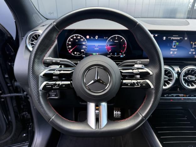 MERCEDES-BENZ GLA 200 d AMG Line  