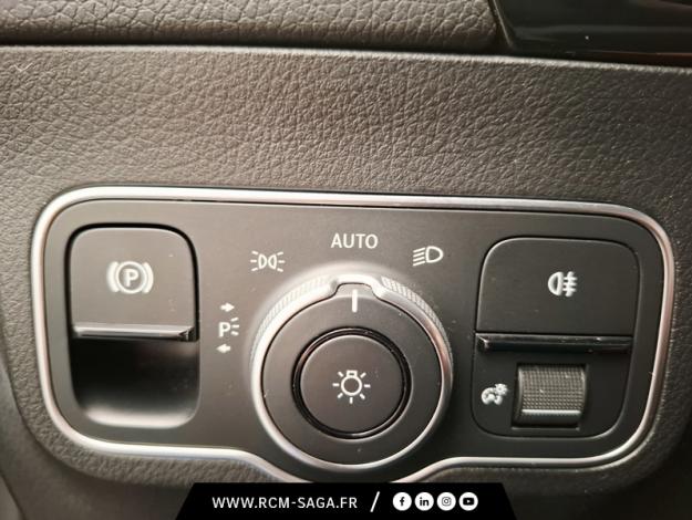 MERCEDES-BENZ EQA 250+ AMG Line  