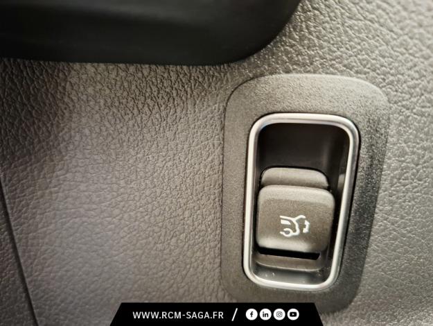 MERCEDES-BENZ EQA 250+ AMG Line  