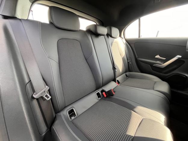 MERCEDES-BENZ Classe A 180 d Progressive Line  