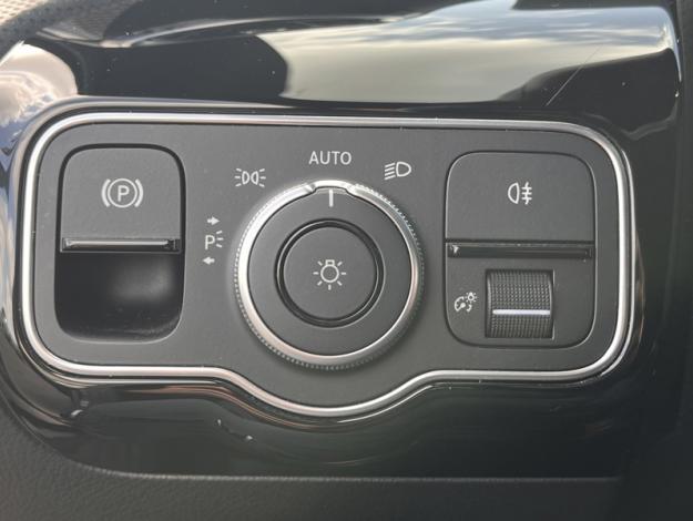 MERCEDES-BENZ Classe A 180 d Progressive Line  