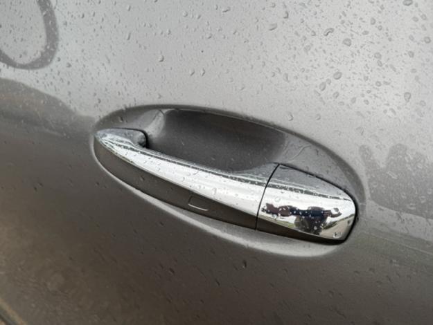 MERCEDES-BENZ EQA 250+ Progressive Line  PC AVT A REPEINDRE