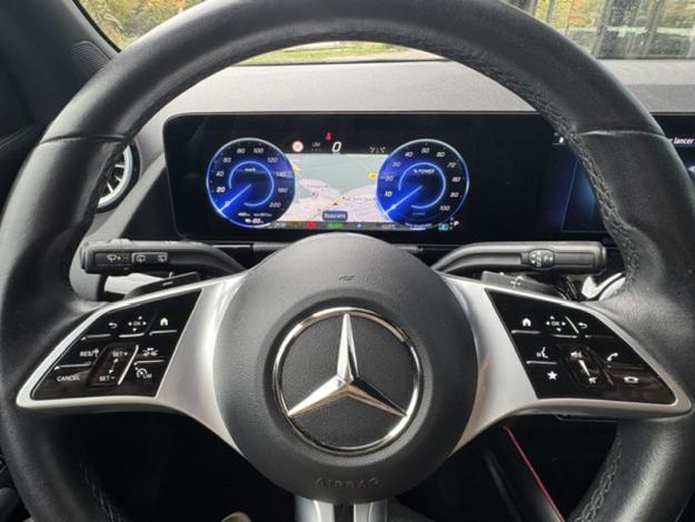 MERCEDES-BENZ EQA 250+ Progressive Line  PC AVT A REPEINDRE