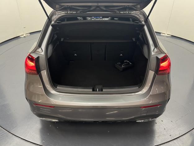 MERCEDES-BENZ Classe A 180 AMG Line  