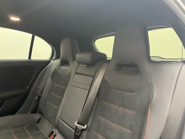 MERCEDES-BENZ Classe A 180 AMG Line  
