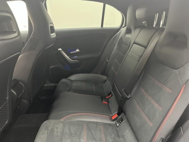 MERCEDES-BENZ Classe A 180 AMG Line  