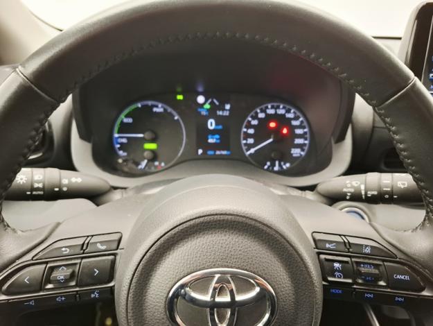 TOYOTA Yaris 1.5 116H DYNAMIC   