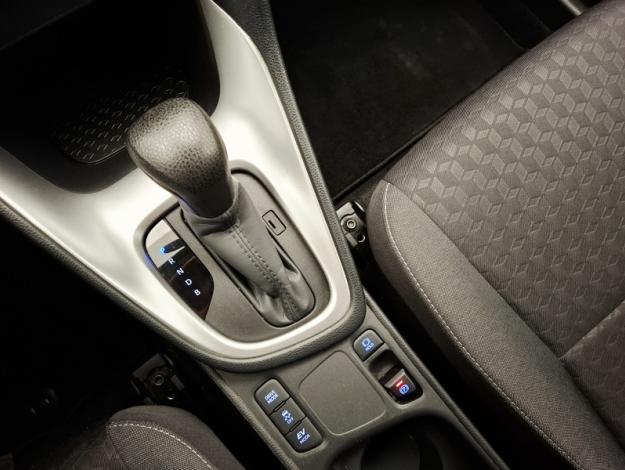 TOYOTA Yaris 1.5 116H DYNAMIC   
