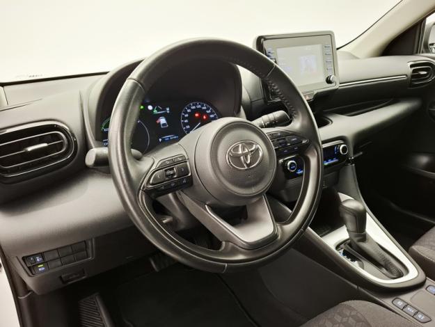 TOYOTA Yaris 1.5 116H DYNAMIC   