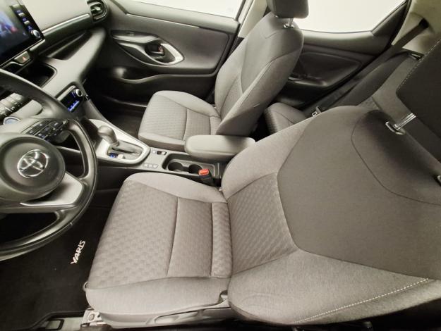 TOYOTA Yaris 1.5 116H DYNAMIC   