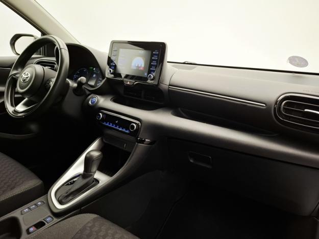 TOYOTA Yaris 1.5 116H DYNAMIC   