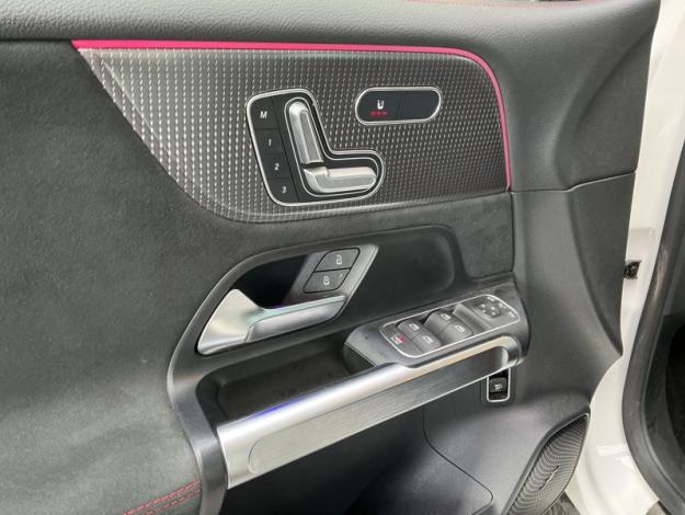 MERCEDES-BENZ EQB 350 4Matic AMG 7 places Pano  