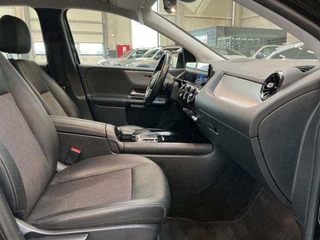 MERCEDES-BENZ B-Class B 180 d