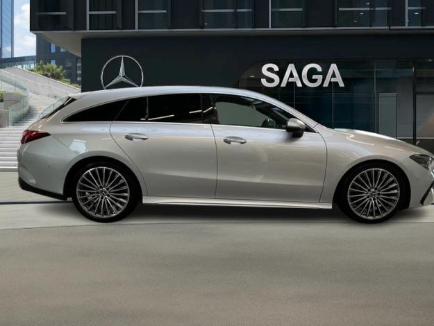 MERCEDES-BENZ CLA 180 d SB AMG Line Toit Pano  