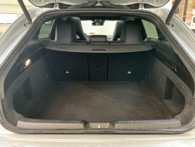 MERCEDES-BENZ CLA 180 d SB AMG Line Toit Pano  