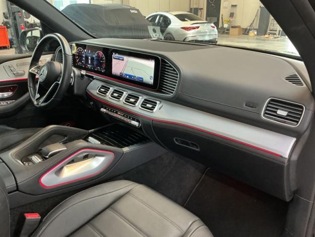 MERCEDES-BENZ GLE 350 de 4M AMG Airmatic Pano Burmester  