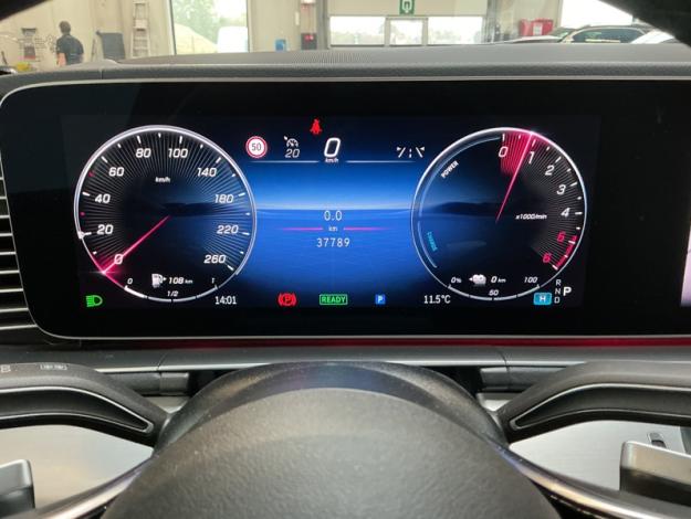 MERCEDES-BENZ GLE 350 de 4M AMG Airmatic Pano Burmester  