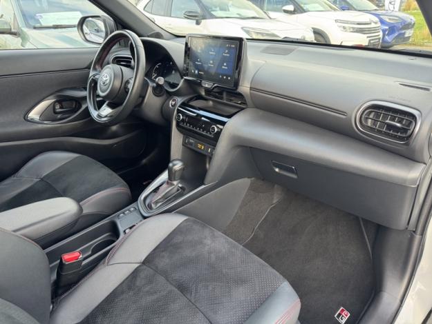TOYOTA Yaris Cross 1.5 116H GR SPORT  