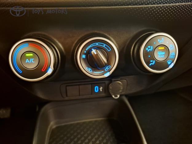 TOYOTA Aygo X 1.0 VVT-I 72 DYNAMIC  