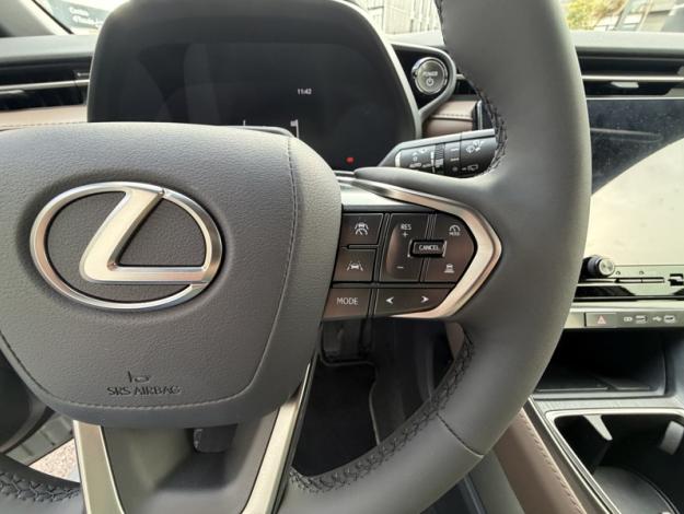 LEXUS LBX 1.5 136H 2WD ELEGANT PACK TECH MY26  LBX HYBRIDE 2WD ELEGANT PACK TECH MY26