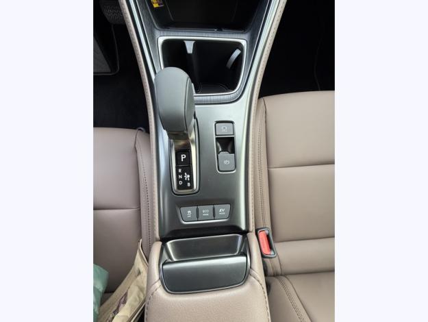 LEXUS LBX 1.5 136H 2WD ELEGANT PACK TECH MY26  LBX HYBRIDE 2WD ELEGANT PACK TECH MY26