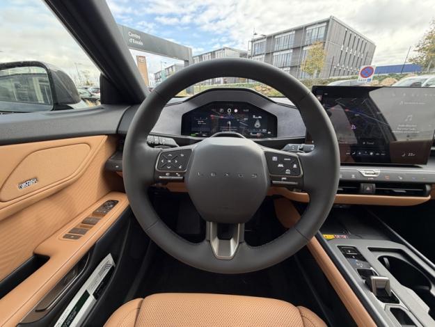 LEXUS ES 2.5 300H LUXE AUTO  ES 300H HYBRIDE 2WD LUXE PACK INNO NG26 VD