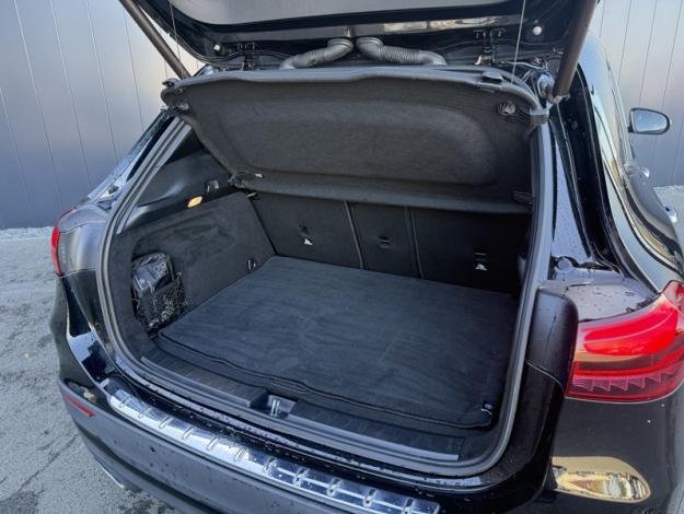 MERCEDES-BENZ GLA 200 d AMG Line  