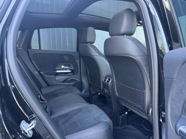 MERCEDES-BENZ GLA 200 d AMG Line  