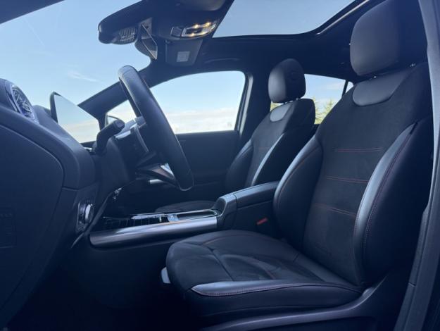 MERCEDES-BENZ GLA 200 d AMG Line  