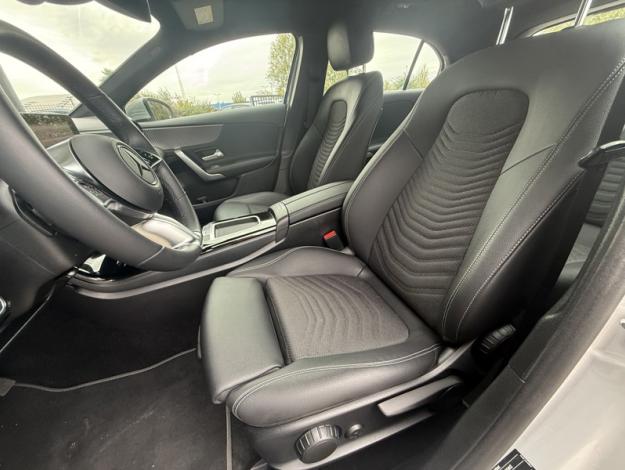 MERCEDES-BENZ Classe A 180 Progressive Line  