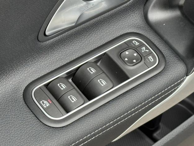 MERCEDES-BENZ Classe A 180 Progressive Line  