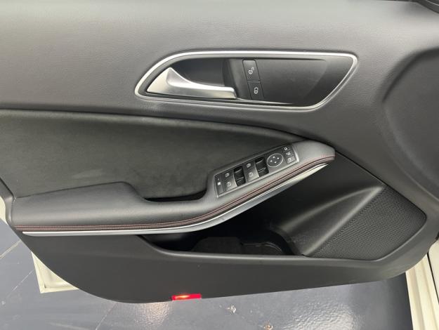 MERCEDES-BENZ Classe A A 180 d Fascination  