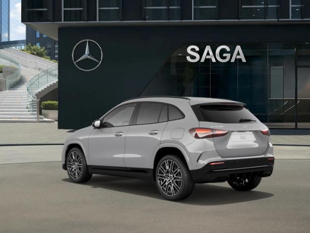 MERCEDES-BENZ GLA 180 "140 Years Edition"  GLA 180 Style Edition