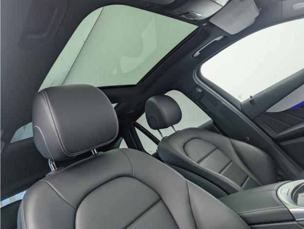 MERCEDES-BENZ GLC SUV GLC 300de 4MATIC SUV AMG Line  GLC 300de 4MATIC SUV AMG Line
