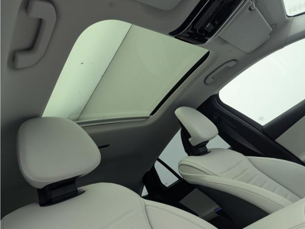 MERCEDES-BENZ GLC Coupé GLC 300 e Hybrid EQ 4MATIC Coupé AMG Line  GLC 300 e Hybrid EQ 4MATIC CoupÚ AMG Line