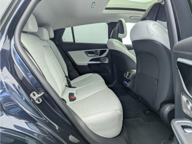 MERCEDES-BENZ GLC Coupé GLC 300 e Hybrid EQ 4MATIC Coupé AMG Line  GLC 300 e Hybrid EQ 4MATIC CoupÚ AMG Line