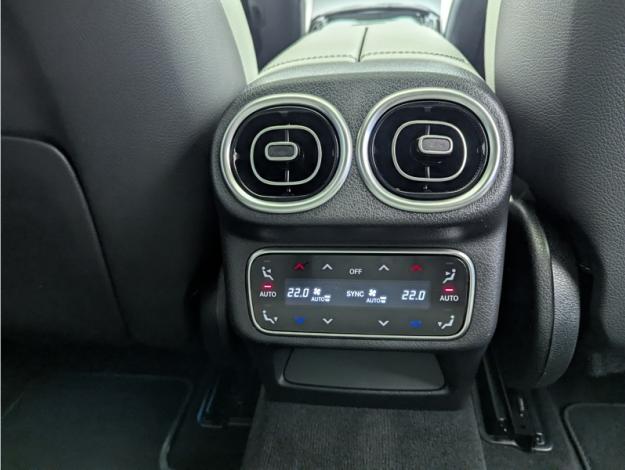 MERCEDES-BENZ GLC Coupé GLC 300 e Hybrid EQ 4MATIC Coupé AMG Line  GLC 300 e Hybrid EQ 4MATIC CoupÚ AMG Line