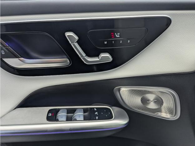 MERCEDES-BENZ GLC Coupé GLC 300 e Hybrid EQ 4MATIC Coupé AMG Line  GLC 300 e Hybrid EQ 4MATIC CoupÚ AMG Line