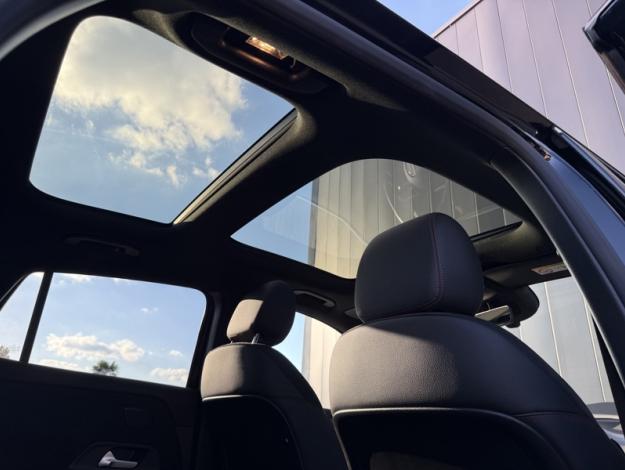 MERCEDES-BENZ GLA 200 d AMG Line  
