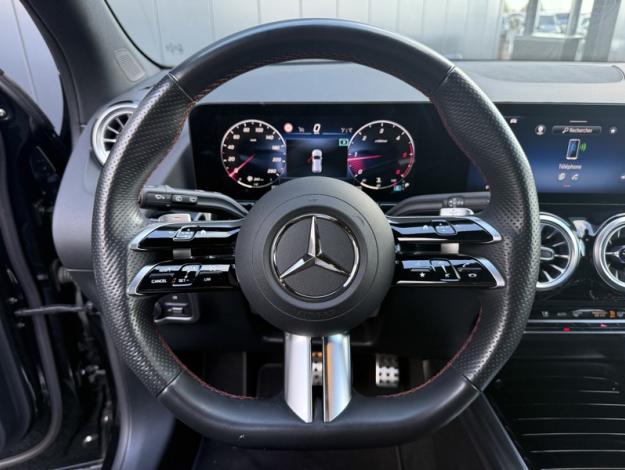 MERCEDES-BENZ GLA 200 d AMG Line  