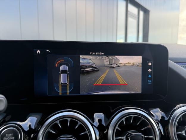 MERCEDES-BENZ GLA 200 d AMG Line  